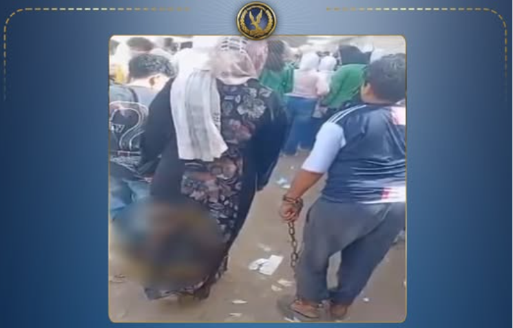 أم تُقيد نجلها بسلسلة حديدية بسبب هروبه من المدرسة في شبرا الخيمة